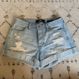 HOLLISTER - High Rise Shorts - Size 7